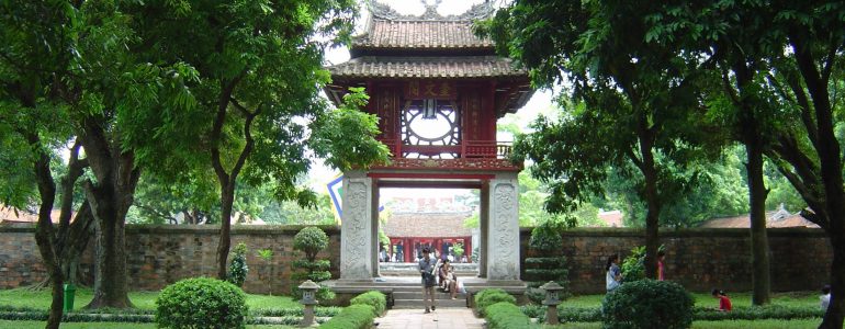 temple-of-literature-symbol-of-vietnamese-education